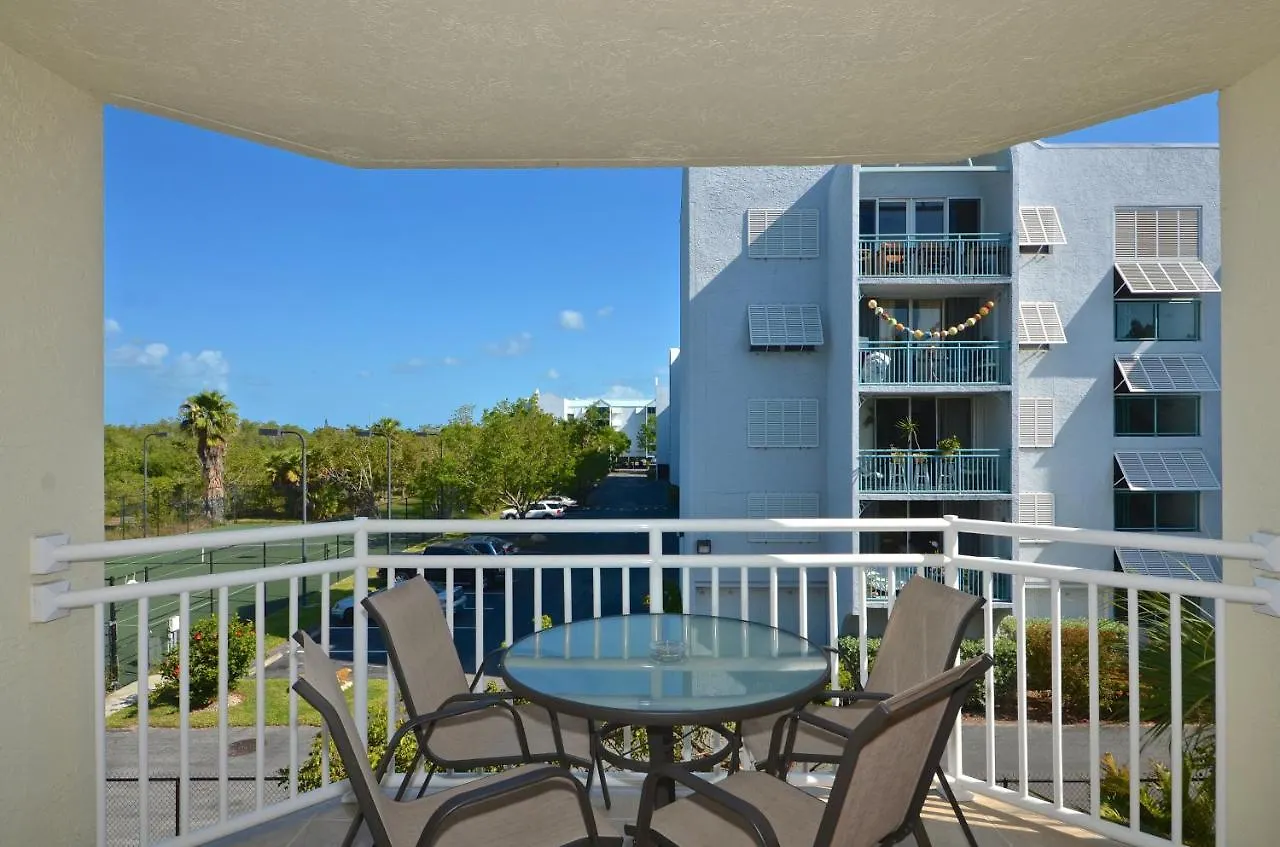 Sunrise Suites Bimini Suite #211 Key West