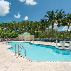 Sunrise Suites Grand Bahama #106 Holiday home